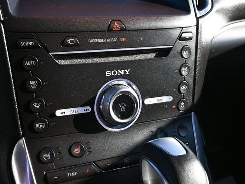 Used 2017 Ford Edge Titanium w/ Equipment Group 302A image 16