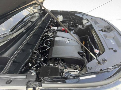 Used 2020 Toyota Highlander L image 67