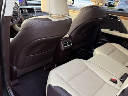 Used 2018 Lexus RX 350L image 16