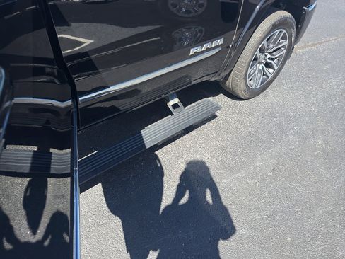 Used 2025 RAM 1500 Limited w/ Trailer Tow Group AWD/4WD image 14