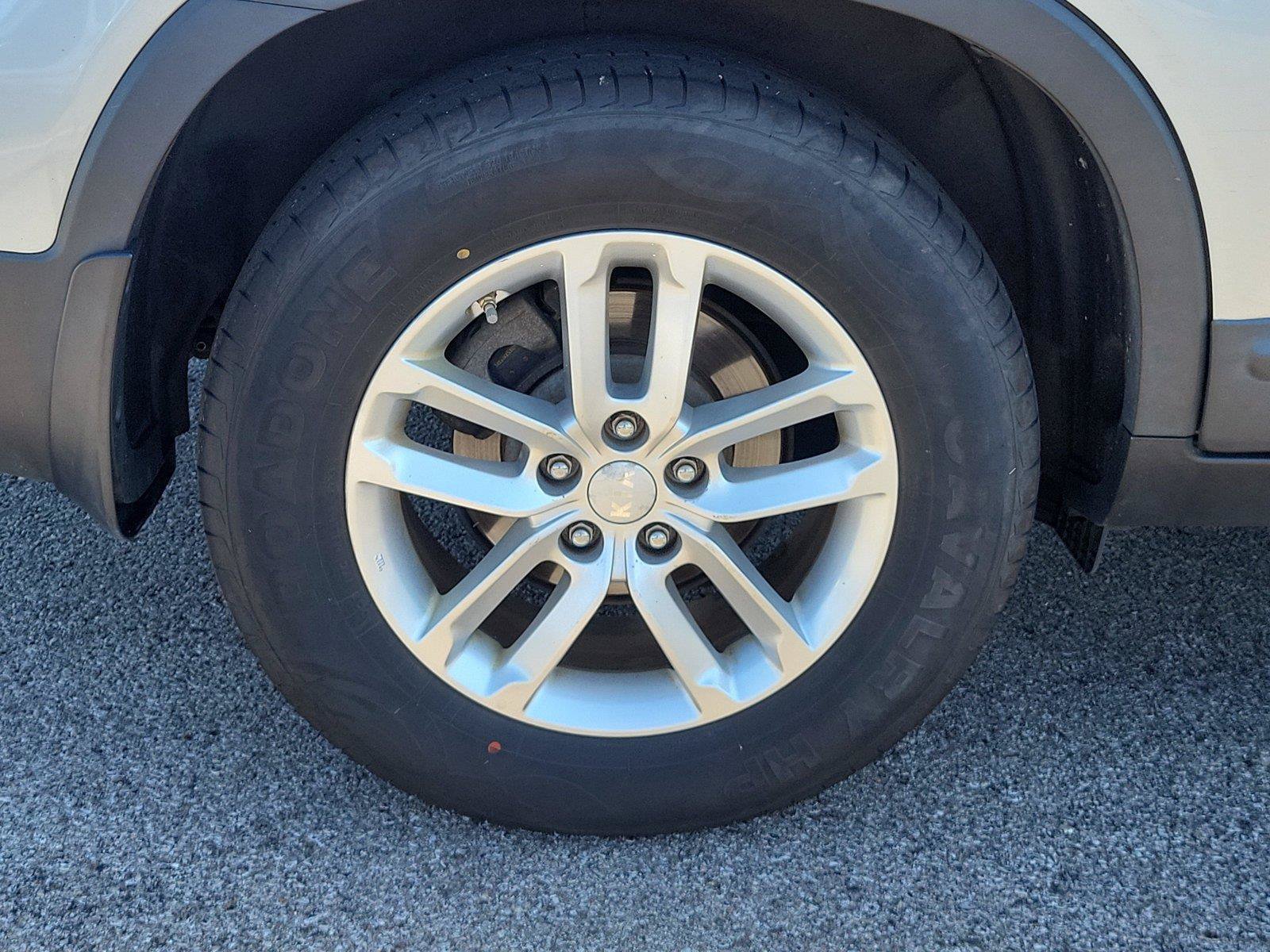 Used 2014 Kia Sorento LX FWD image 5