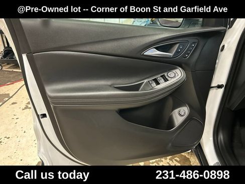 Used 2020 Buick Encore GX Essence w/ Advanced Technology Package AWD/4WD image 15