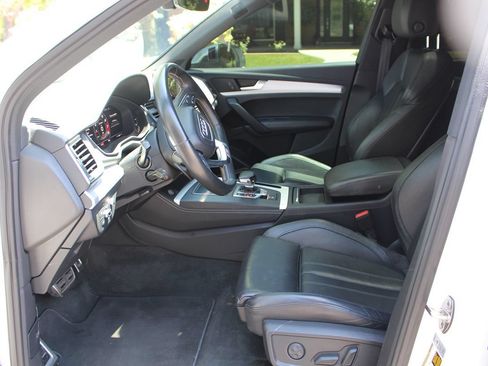 Used 2018 Audi SQ5 Prestige w/ Prestige Package AWD/4WD image 8
