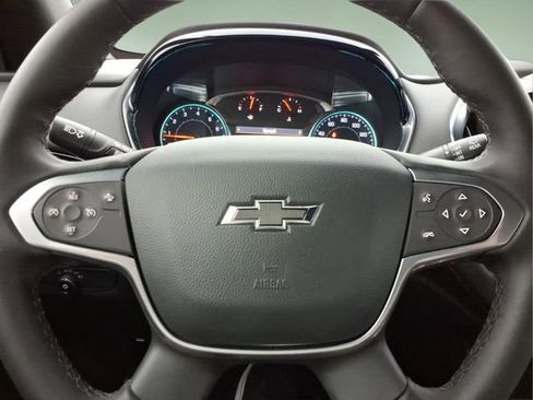 Used 2023 Chevrolet Traverse LT w/ Midnight/Sport Edition AWD/4WD image 31