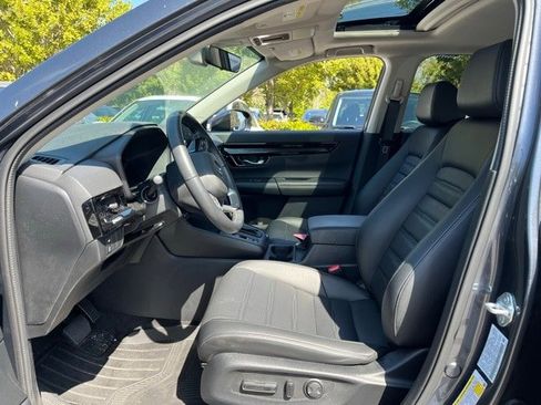 Used 2025 Honda CR-V EX-L image 6