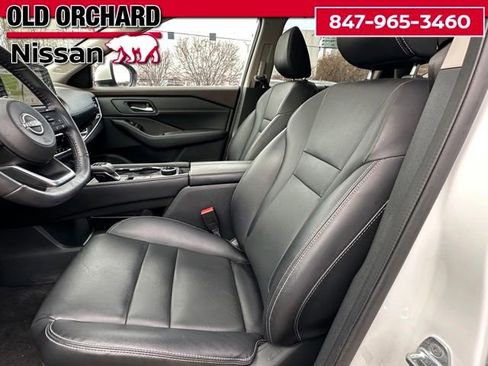 Used 2023 Nissan Rogue SL w/ SL Premium Package AWD/4WD image 10