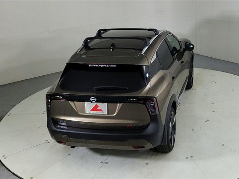 New 2026 Nissan Kicks SR w/ Illumination Package image 41