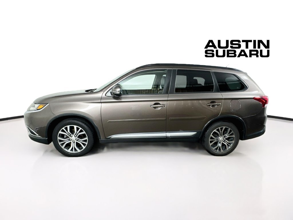 Used 2016 Mitsubishi Outlander AWD image 4