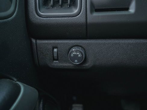 Used 2018 Chevrolet Colorado LT image 13