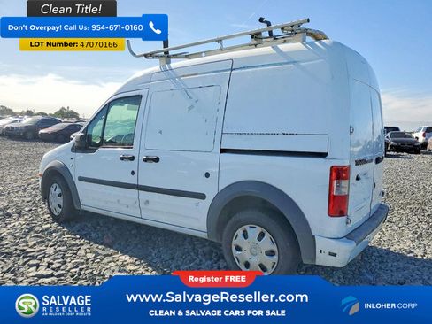 Used 2010 Ford Transit Connect XLT image 3