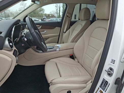 Certified 2022 Mercedes-Benz GLC 300 4MATIC image 10