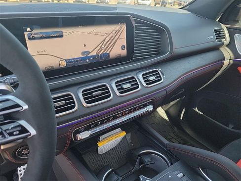 New 2025 Mercedes-Benz GLE 53 AMG 4MATIC image 24