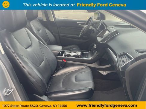 Used 2020 Ford Edge Titanium w/ Equipment Group 301A AWD/4WD image 16