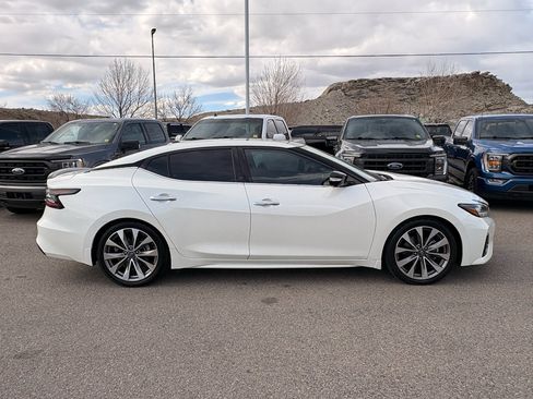 Used 2023 Nissan Maxima Platinum w/ Sport Mat Group FWD image 6