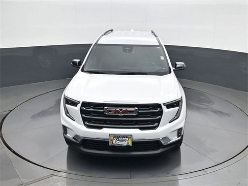 Used 2024 GMC Acadia Elevation image 15