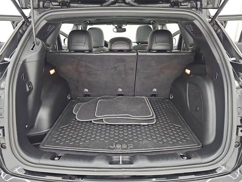 Used 2021 Jeep Compass 80th Special Edition w/ Sun and Sound Group image 14