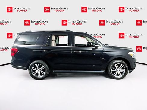 Used 2024 Ford Expedition Limited AWD/4WD image 4