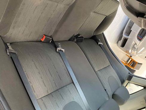 Used 2009 Ford Focus SE FWD image 21