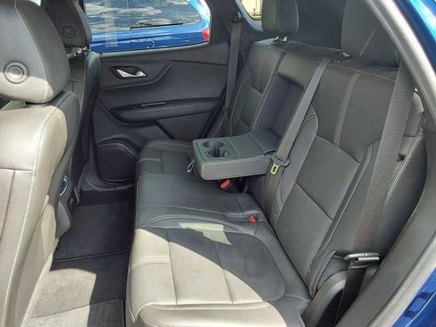 Used 2023 Chevrolet Blazer LT w/ Midnight/Sport Edition FWD image 12