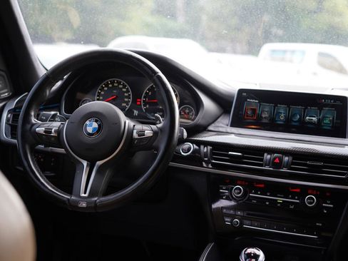 Used 2017 BMW X5 M AWD/4WD image 10