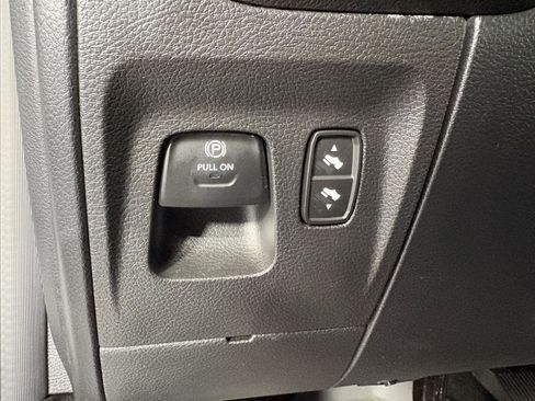 Used 2025 RAM 1500 Big Horn image 29