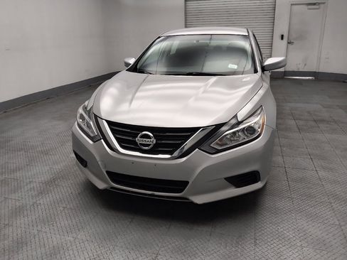 Used 2018 Nissan Altima 2.5 S w/ S Convenience Package FWD image 15