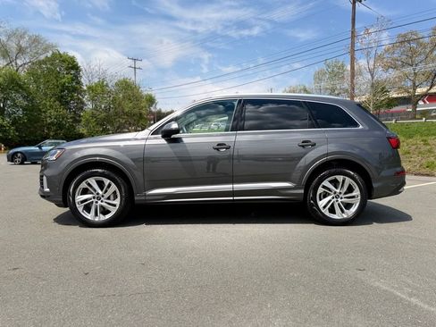 Used 2023 Audi Q7 2.0T Premium Plus w/ Premium Plus Package AWD/4WD image 3
