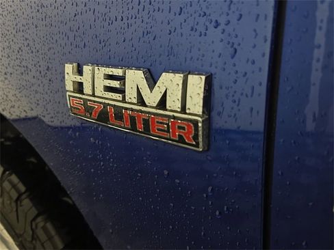 Used 2017 RAM 1500 Express image 10