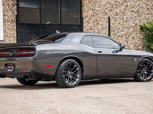 Used 2020 Dodge Challenger R/T Scat Pack w/ Plus Package RWD image 5