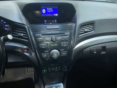 Used 2014 Acura ILX w/ Premium Package image 16