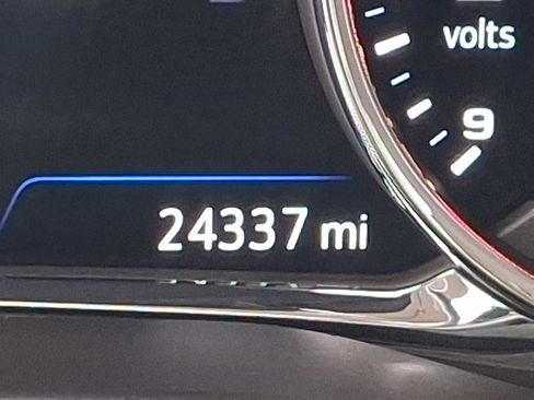 Used 2023 GMC Acadia Denali w/ Denali Technology Package image 21