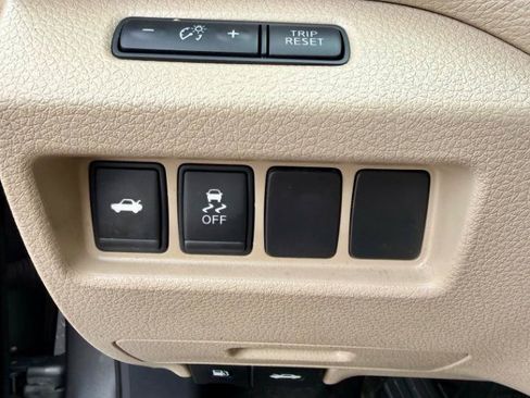 Used 2016 Nissan Altima 2.5 SV w/ Convenience Package FWD image 21