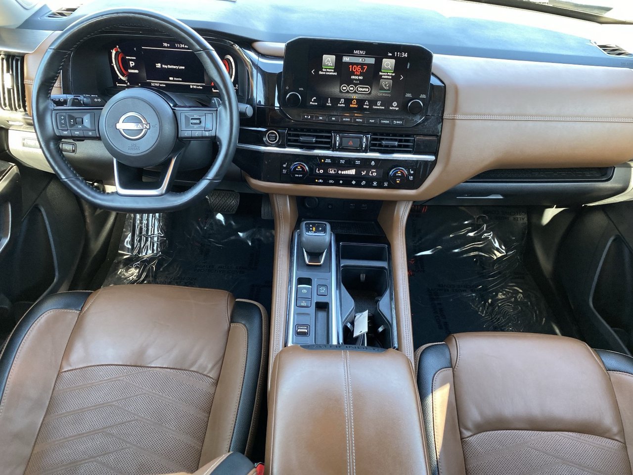 Certified 2023 Nissan Pathfinder Platinum w/ Cargo Package FWD image 18