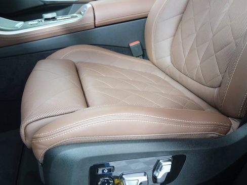 Used 2025 BMW X5 M60i w/ Executive Package AWD/4WD image 9