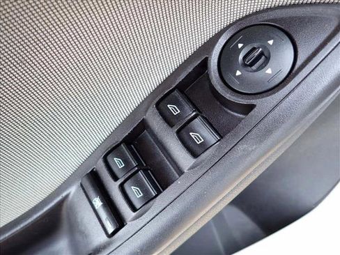 Used 2013 Ford Focus SE image 11