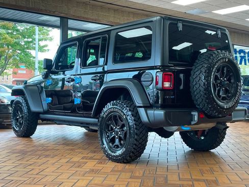 Used 2023 Jeep Wrangler Unlimited w/ Cold Weather Group AWD/4WD image 8
