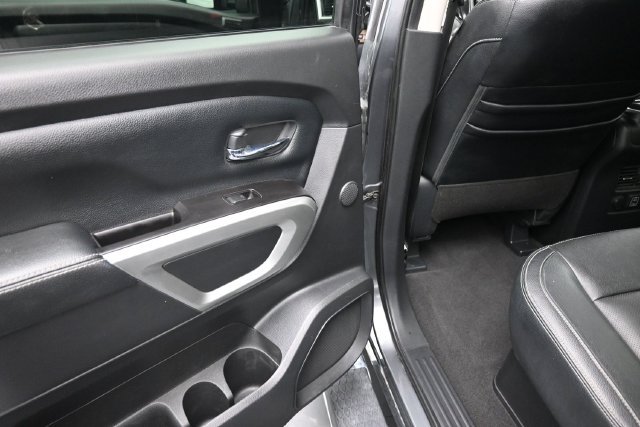 Used 2021 Nissan Titan SL w/ Moonroof Package AWD/4WD image 19