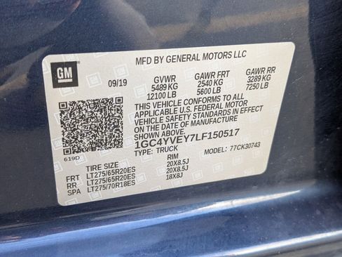 Used 2020 Chevrolet Silverado 3500 High Country w/ Technology Package image 39