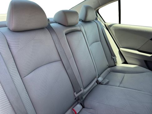 Used 2015 Honda Accord LX image 18