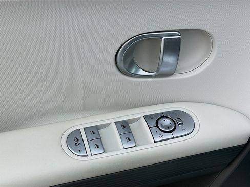 Used 2024 Hyundai Ioniq 5 SEL RWD image 15