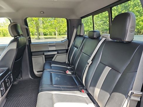 Used 2016 Ford F150 XLT w/ Equipment Group 302A Luxury AWD/4WD image 18
