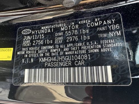 Used 2016 Hyundai Equus Signature RWD image 22
