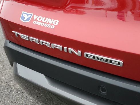 Used 2026 GMC Terrain Elevation w/ Elevation Premium Package image 36