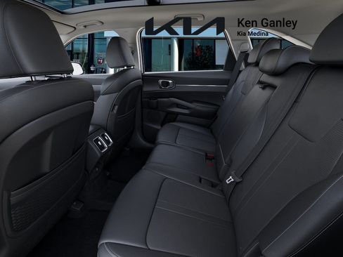 New 2026 Kia Sorento S w/ S Panoramic Sunroof Package FWD image 18