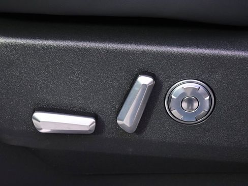 New 2026 Lincoln Navigator Reserve AWD/4WD image 14