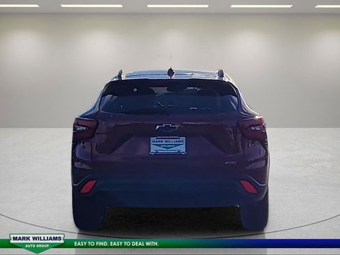 Used 2024 Chevrolet Trax RS w/ Driver Confidence Package image 5