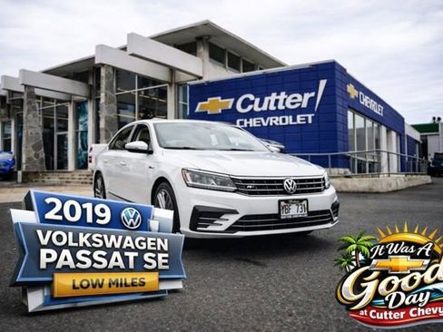 Used 2019 Volkswagen Passat 2.0T SE R-Line image 1