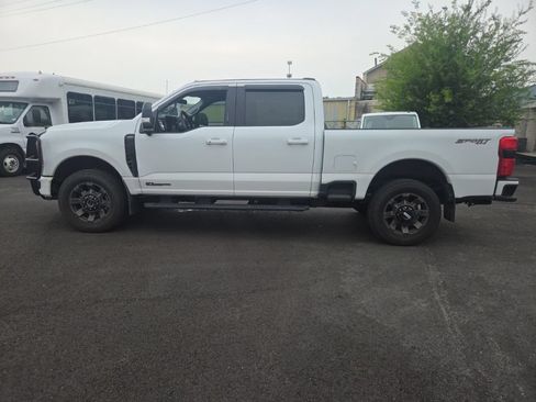 Certified 2024 Ford F250 Lariat w/ Lariat Ultimate Package AWD/4WD image 5