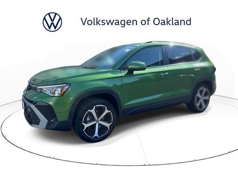 New 2026 Volkswagen Taos SEL AWD/4WD image 1