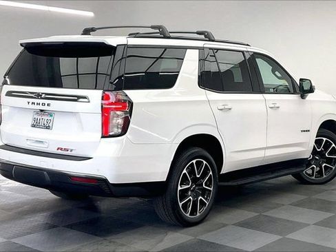 Used 2022 Chevrolet Tahoe RST w/ Luxury Package AWD/4WD image 13